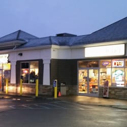Dutch Mart / Valero - Storefront