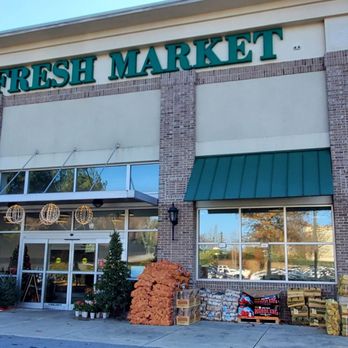 The Fresh Market - the front of the store - Grocery Near Me - Suwanee, Georgia The Fresh Market - the front of the store - Grocery Near Me - Suwanee, Georgia