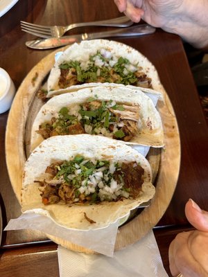 El Nopalito by null