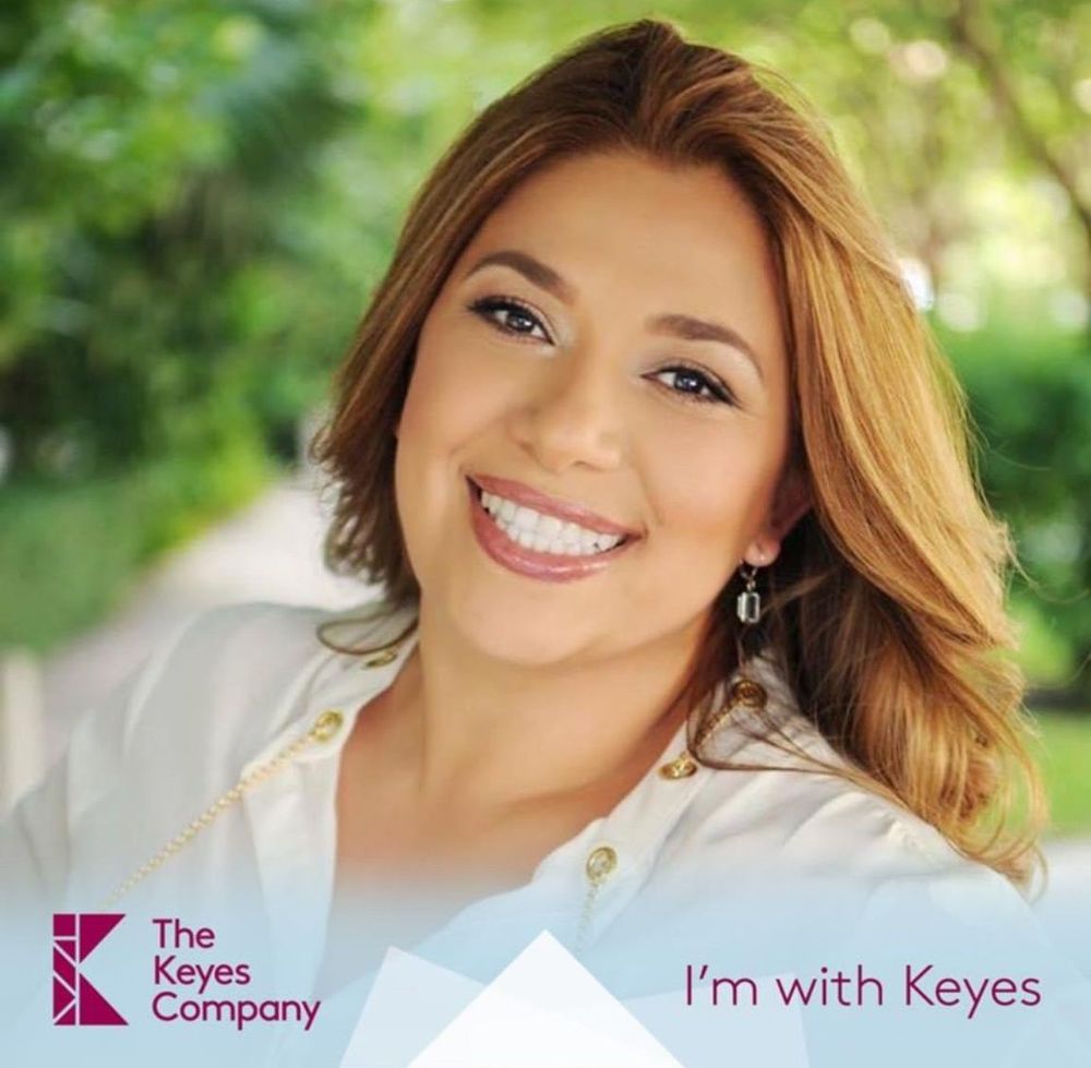 LAUREN O. AYALA THE KEYES COMPANY REALTORS 4191 NW 107 Ave, Doral