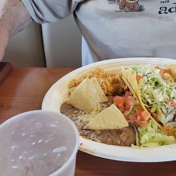 Master Taco - Shredded Chicken tacos, HORRIBLE - Mexican Near Me - Surprise, Arizona Master Taco - Shredded Chicken tacos, HORRIBLE - Mexican Near Me - Surprise, Arizona