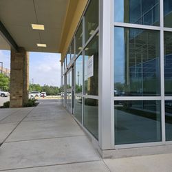 Texas Digestive Disease Consultants - Front entrance