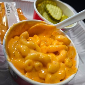 Dave's Hot Chicken - Spicy Buffalo Mac & Cheese - Chicken Shop Near Me - Altamonte Springs, Florida