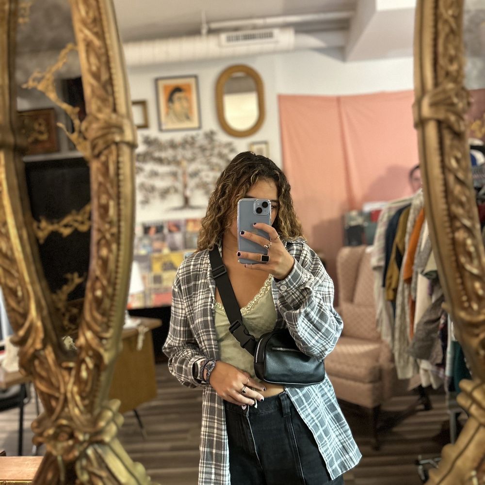 Durham Vintage Collective - My friend took a mirror selfie but behind that you can sorta see how it looks inside. Also, look at her she looks good. - Used, Vintage & Consignment Near Me - Durham, North Carolina Durham Vintage Collective - My friend took a mirror selfie but behind that you can sorta see how it looks inside. Also, look at her she looks good. - Used, Vintage & Consignment Near Me - Durham, North Carolina