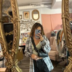 Durham Vintage Collective - My friend took a mirror selfie but behind that you can sorta see how it looks inside. Also, look at her she looks good.