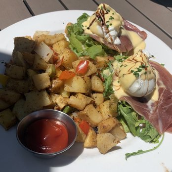 Lighthouse - Breakfast & Brunch Near Me - Newport Beach, California Lighthouse - Breakfast & Brunch Near Me - Newport Beach, California