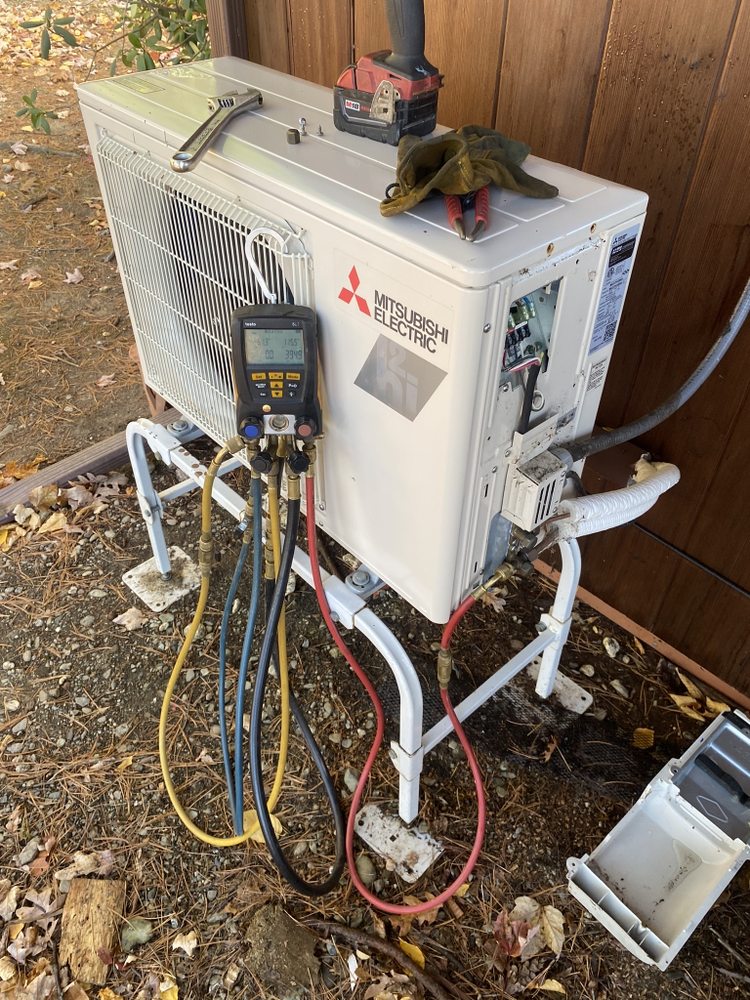 Slide of Holmes HVAC Solutions