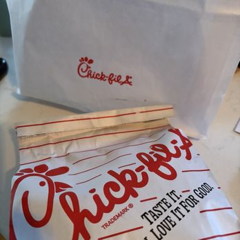 Chick-fil-A - Fast Food Near Me - West Saint Paul, Minnesota Chick-fil-A - Fast Food Near Me - West Saint Paul, Minnesota
