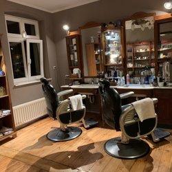 Der Schaumschläger - Rasiersalon