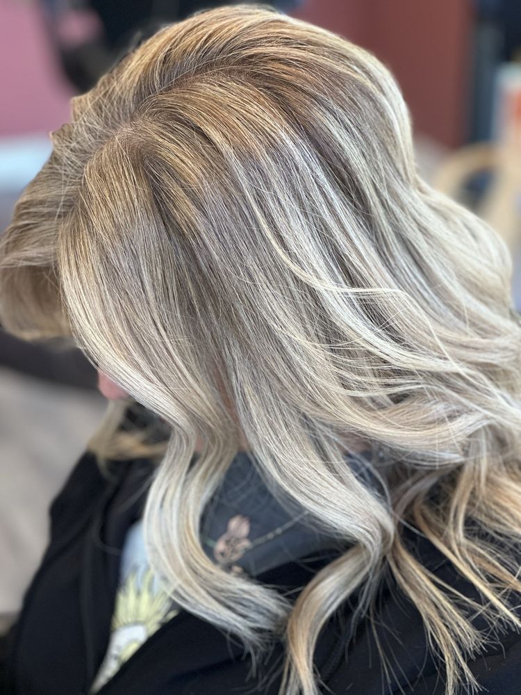Bex Hair Haus Logo