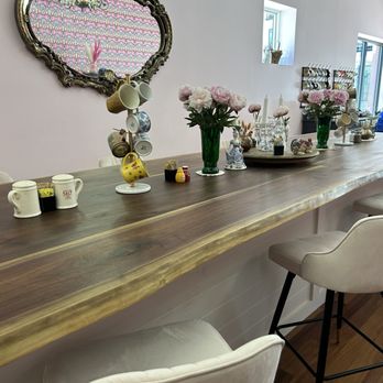 Goodness Gracious Kitchen & Cupboard - Large community style table...all things pink and girly!!! - Breakfast & Brunch Near Me - Carmel, Indiana