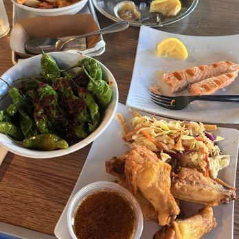 Surfside Fish House - Clams, oysters, salmon, shishito, wings - Seafood Near Me - San Diego, California Surfside Fish House - Clams, oysters, salmon, shishito, wings - Seafood Near Me - San Diego, California