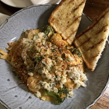 Tommy Bahama - Creole Shrimp & Crab Pasta - Seafood Near Me - Sandestin, Florida Tommy Bahama - Creole Shrimp & Crab Pasta - Seafood Near Me - Sandestin, Florida