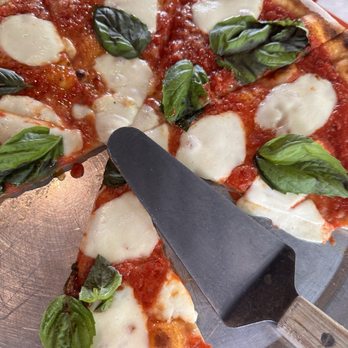 Gallo Coal Fire Kitchen - Margarita pizza - Pizza Near Me - Lewiston, New York Gallo Coal Fire Kitchen - Margarita pizza - Pizza Near Me - Lewiston, New York
