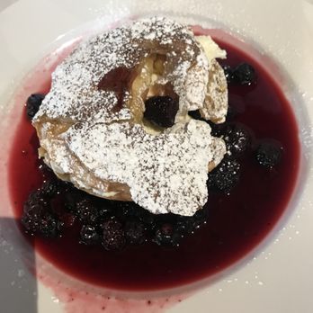 Recipes - Rochester - Wild berry croissant French toast - Breakfast & Brunch Near Me - Rochester, Michigan Recipes - Rochester - Wild berry croissant French toast - Breakfast & Brunch Near Me - Rochester, Michigan