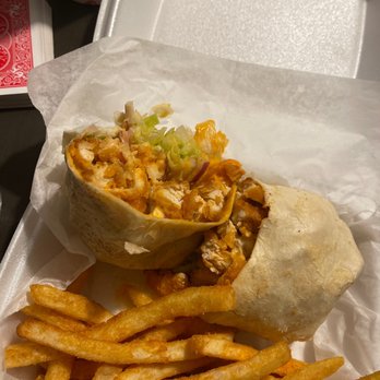 UR Pizzeria - Chicken tender wrap with Buffalo. - Pizza Near Me - Hampton, Virginia UR Pizzeria - Chicken tender wrap with Buffalo. - Pizza Near Me - Hampton, Virginia