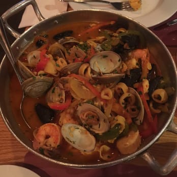 Trackside Bar & Grill - Perfect ! - Portuguese Near Me - Peabody, Massachusetts