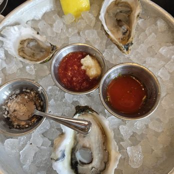 Row 34 - Seaport - Oyster - New American Near Me - Boston, Massachusetts