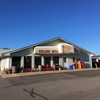 Whifs Flap Jack House - Exterior - Canadian (New) Near Me - Drumheller, Alberta