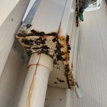 DEZ Electric - The corrosion of the original meter box - Electricians Near Me DEZ Electric - The corrosion of the original meter box - Electricians Near Me