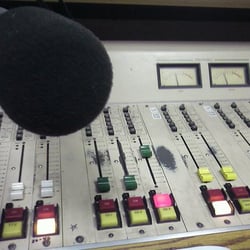 WHPK 88.5 FM - On the air with the Sultan's Favorite!