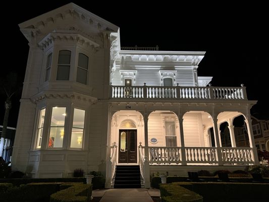 West Cliff Inn, A Four Sisters Inn by null