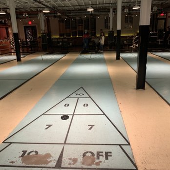 The Royal Palms Shuffleboard Brooklyn - Shuffleboard court - Cocktail Bars Near Me - Brooklyn, New York