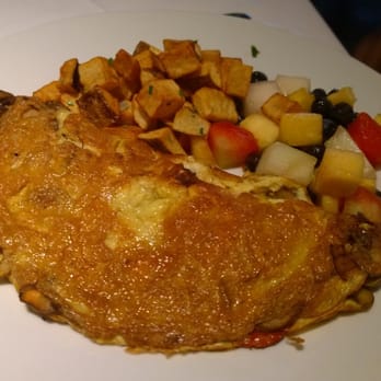Haven Restaurant and Bar - Dresden omelette - Southern Near Me - Atlanta, Georgia