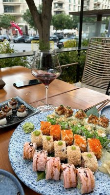 YōKi Japanese Restaurant & Bar - Ramen & Sushi Place by null