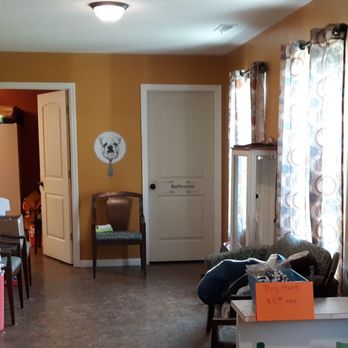 Open Gates Pet Resort - Check in - Pet Groomers Near Me - Florence, Alabama