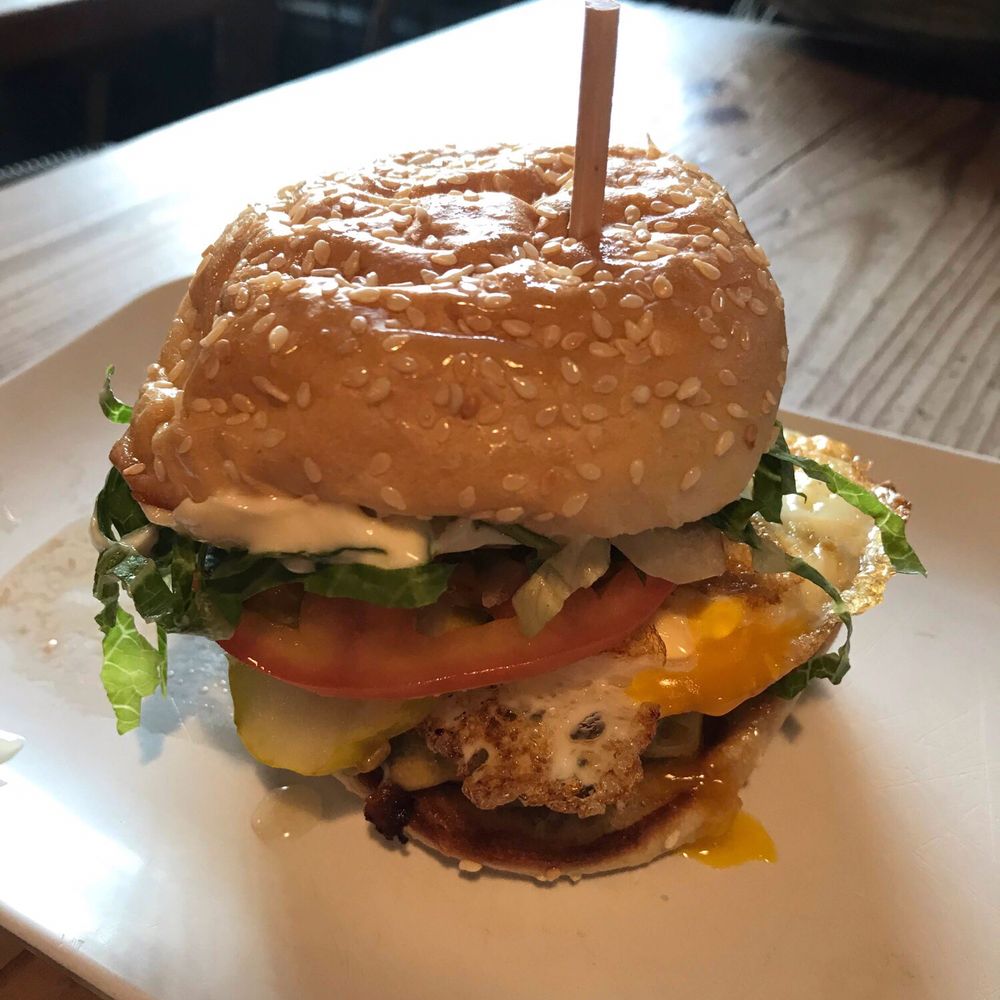 Uneeda Burger - Classic burger with fried egg - Burgers Near Me - Seattle, Washington Uneeda Burger - Classic burger with fried egg - Burgers Near Me - Seattle, Washington