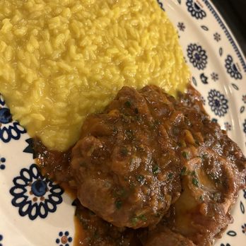 Trattoria Angiolino - Ossobuco w/ Risotto - Tuscan Near Me - Florence, FI Trattoria Angiolino - Ossobuco w/ Risotto - Tuscan Near Me - Florence, FI