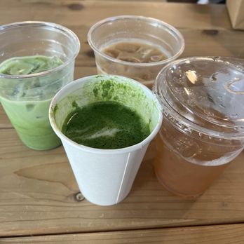 Syndicate - Lavender matcha (hot and iced) peach oolong iced tea and a mood ring (surprise) 10/10 - Bakeries Near Me - Sierra Madre, California