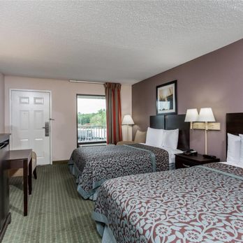 Days Inn by Wyndham Lugoff - Guest room - Hotels Near Me - Lugoff, South Carolina Days Inn by Wyndham Lugoff - Guest room - Hotels Near Me - Lugoff, South Carolina
