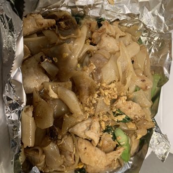 Spices Thai Kitchen - Pad see ew - Thai Near Me - Arcadia, California Spices Thai Kitchen - Pad see ew - Thai Near Me - Arcadia, California