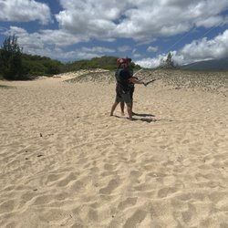 Kiteboarding School of Maui - Getting ready to launch the kite.