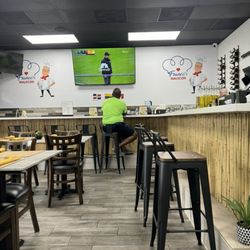 Franco's Malecon - Inside