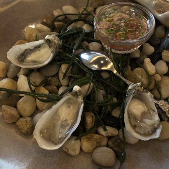 Francie - Oysters - Italian Near Me - Brooklyn, New York