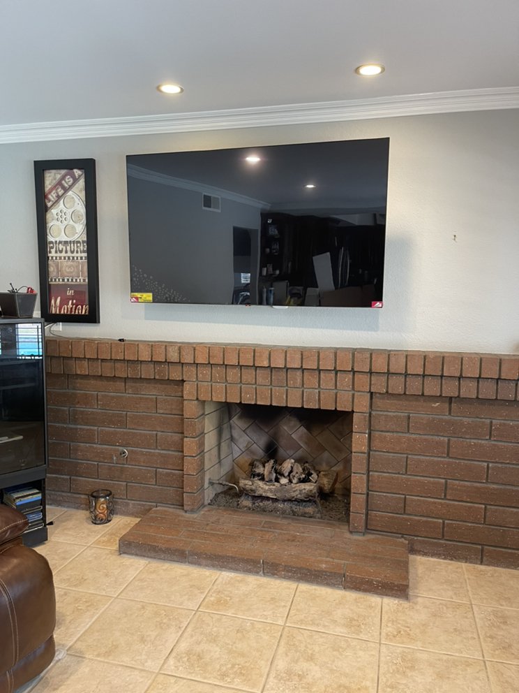 Slide of Lucky TV Mounting