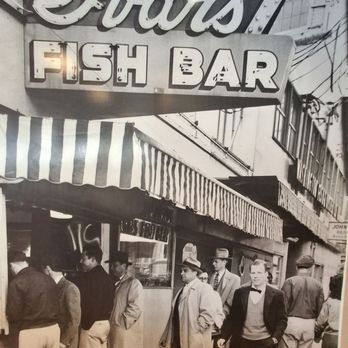 Ivar's Seafood Bar - Decor - Seafood Near Me - Burien, Washington