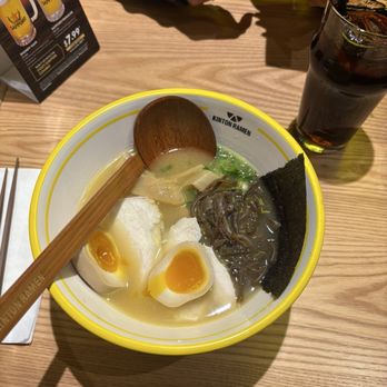 KINTON RAMEN KING EAST TORONTO - Ramen Near Me - Toronto, Ontario KINTON RAMEN KING EAST TORONTO - Ramen Near Me - Toronto, Ontario