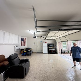 Veles Garage Door Service - Garage Door Services Near Me - Tomball, Texas Veles Garage Door Service - Garage Door Services Near Me - Tomball, Texas