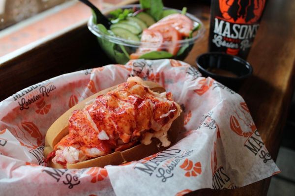 Mason's Famous Lobster Rolls by null