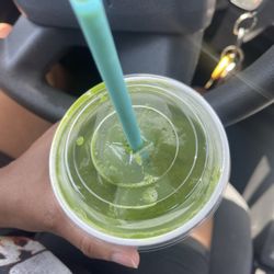 Detox island green smoothie