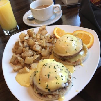 Holiday Inn The Lodge at Big Bear Lake - My breakfast ! Yummy - Big Bear, CA