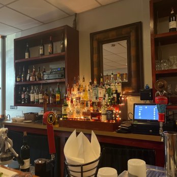 Mannino's Italian Bistro - Bar area - Italian Near Me - Virginia Beach, Virginia Mannino's Italian Bistro - Bar area - Italian Near Me - Virginia Beach, Virginia