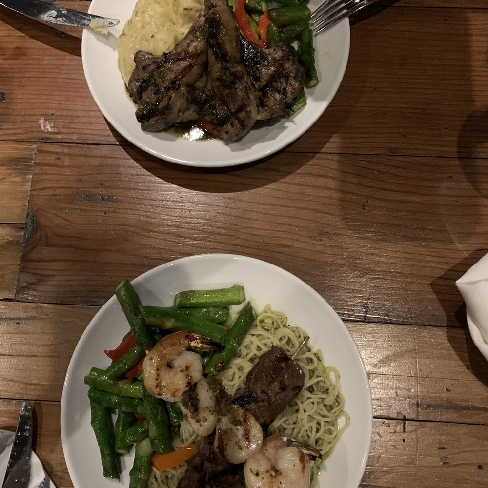 Lakepoint - Small plates selection lollipop lamb chops and surf & turf skewers - New American Near Me - Bella Vista, Arkansas Lakepoint - Small plates selection lollipop lamb chops and surf & turf skewers - New American Near Me - Bella Vista, Arkansas