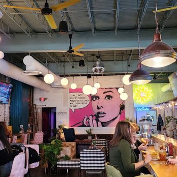 Sally Ann’s - Cute inside - Cafes Near Me - Pittsburgh, Pennsylvania