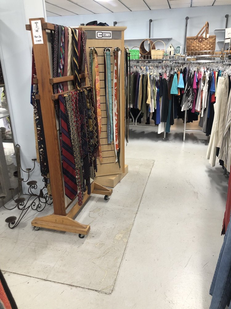 THE LITTER BOX Updated September 2024 12 Photos & 32 Reviews 46