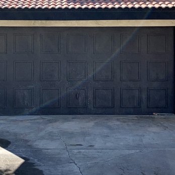 Avila's Garage Doors - Before Avila's Garage Doors - Garage Door Services Near Me - Coachella, California